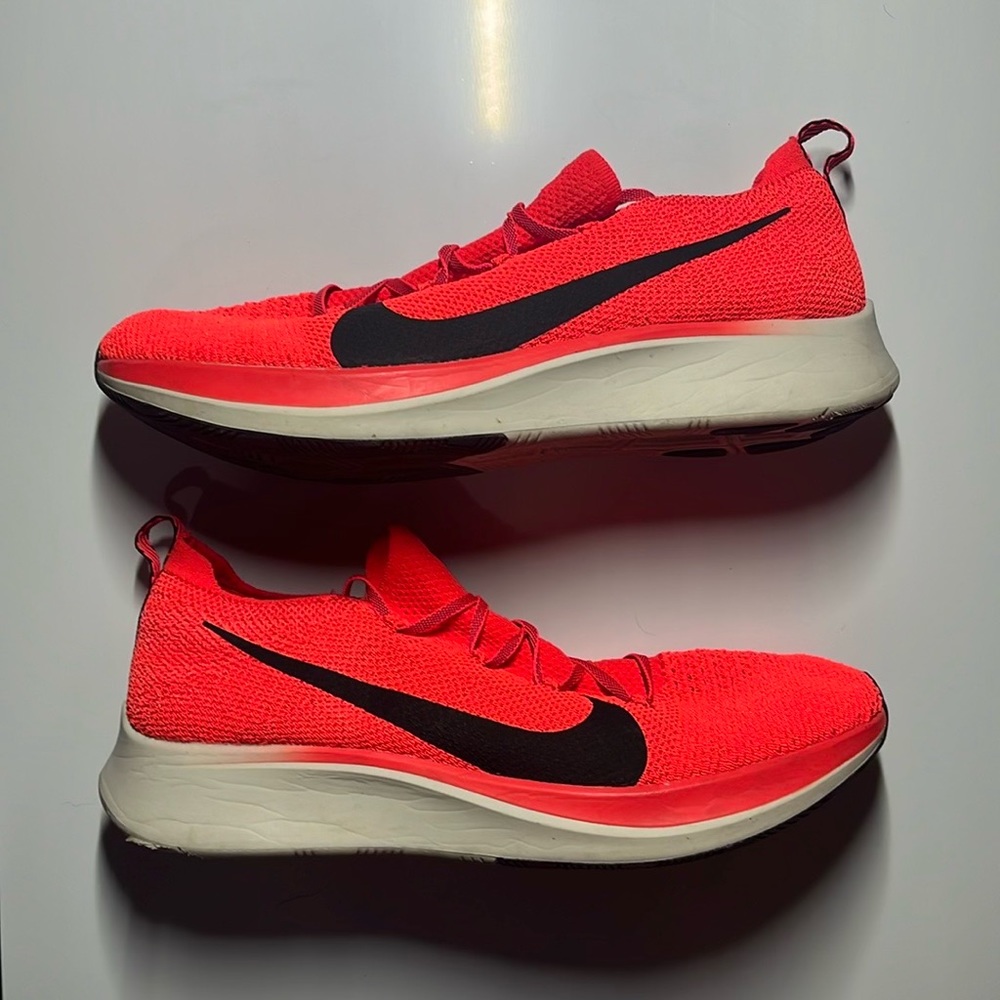 mens zoom fly flyknit